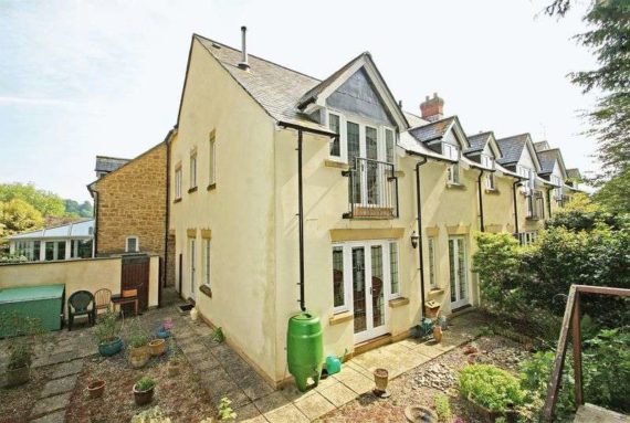 3 Bedroom Terraced